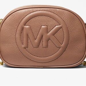 NWT- Michael Kors Pebbled Leather Crossbody in Mauve